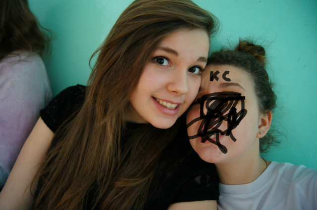 DOBRY A CO:*