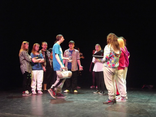 Teatru