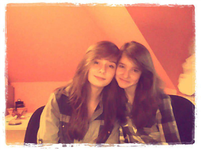 *___________*