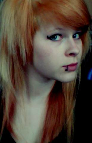 Klaudia Blood 4.