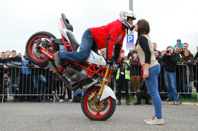 stunter13