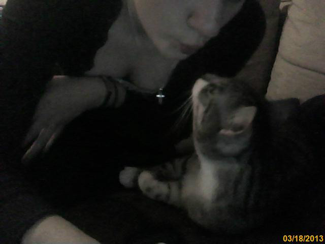 buzi buzi , kici kici :*