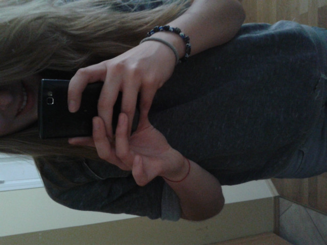 moze usmiech ?:) 