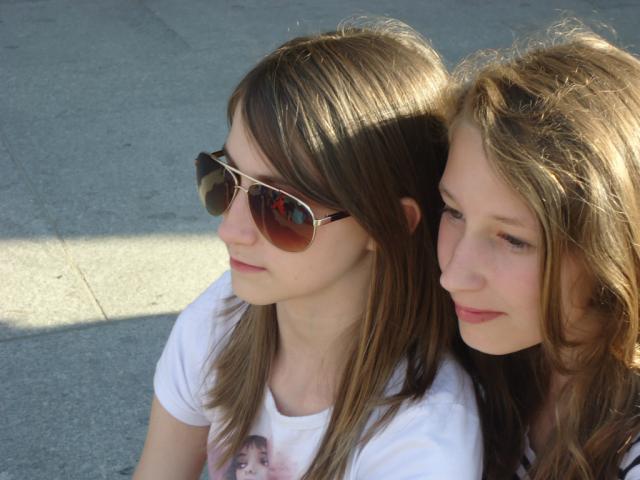 w oddali!!!!!!!! ;)