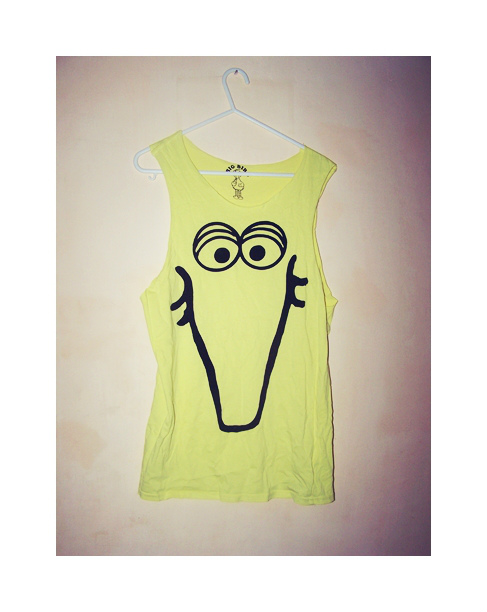 YELLOW