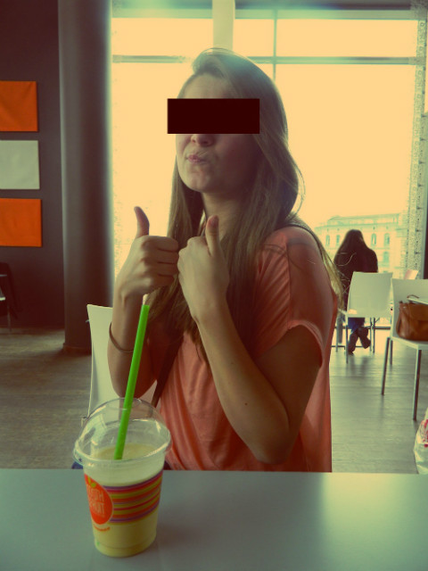 Thumbs up 