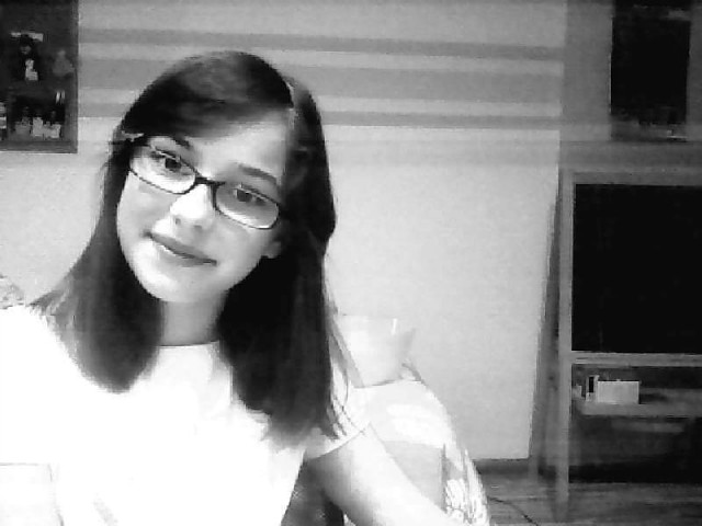 a tak w okularkach :D
