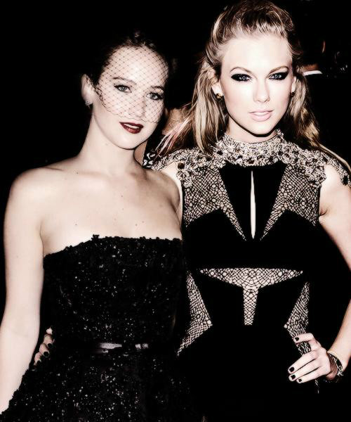 Jennifer i Taylor.