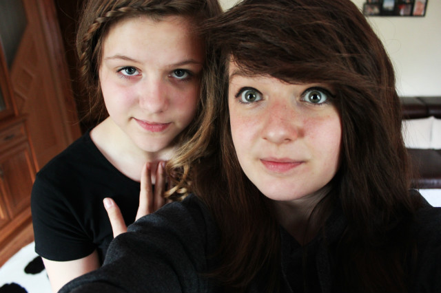 z Nikol :3