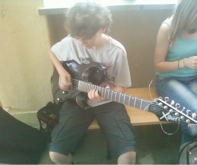 Angus Young 