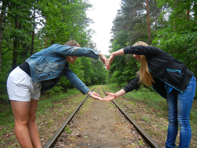 z moim debilem. ;* 