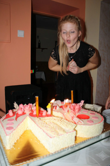 18 ^^