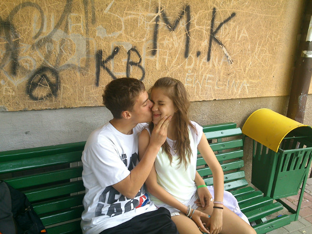 :*