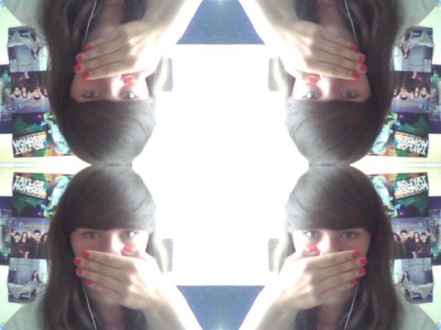 Mrrau.