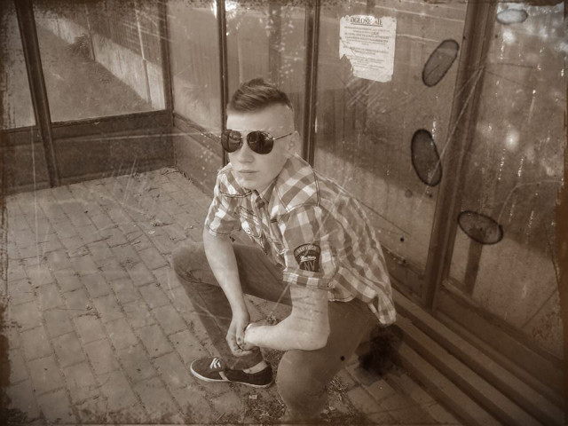 s oksy mona robi fotk :D