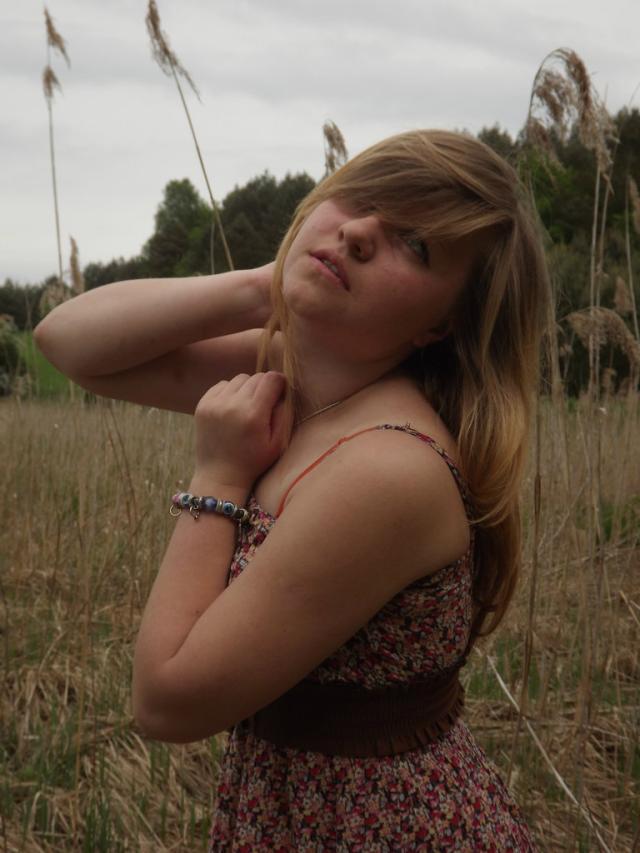 pikna : >
