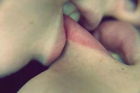 I need your Kiss 