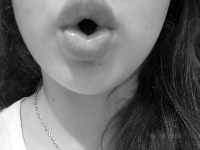 yj teraniejszoci . :**