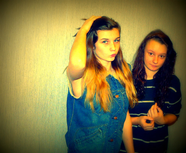 No cze ; *