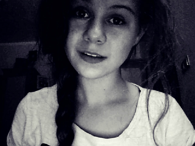 Makss ;3