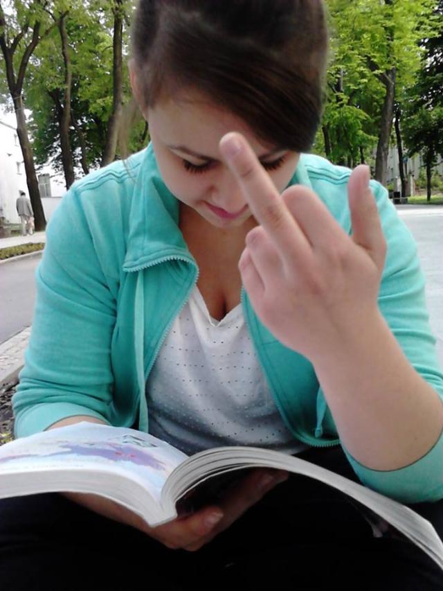 KAROLA ;* 