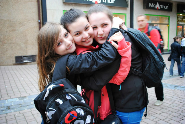 HUG!