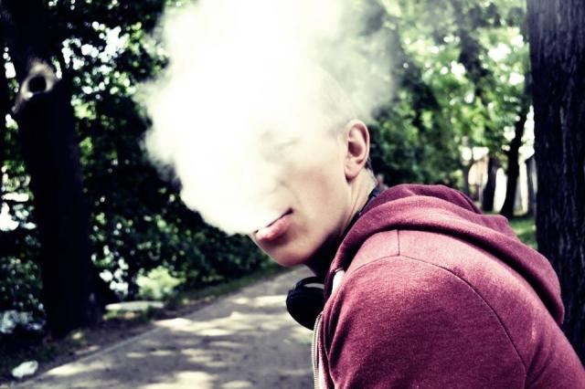 Smoke cheeba ! 