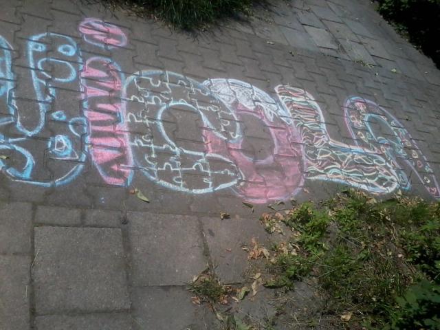 Karny qutasek;*