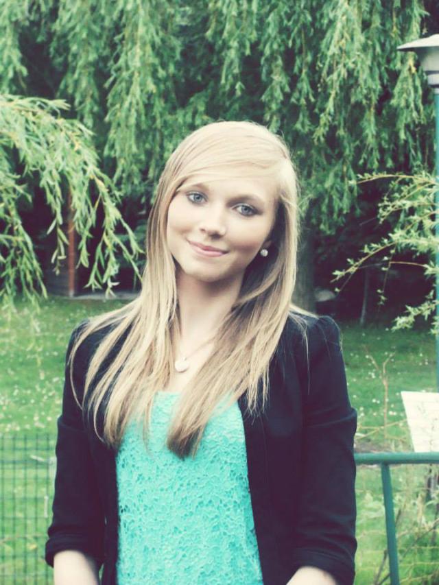gdzies se tam ;o