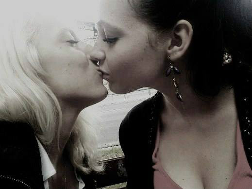 :*