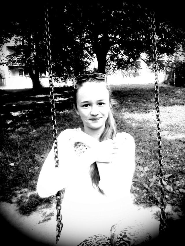 Nic ;x