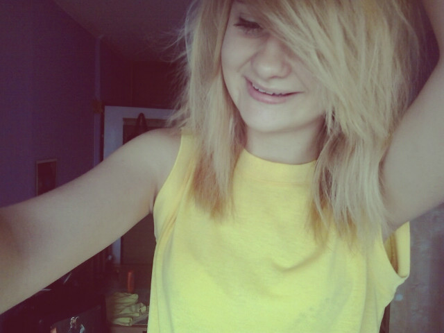 SMILE, bitch