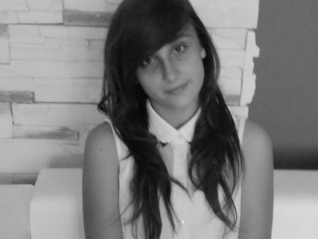 JUSTINN 