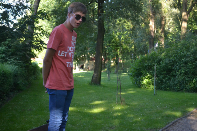 nuuuuuudy! ._.