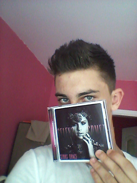 Stars Dance