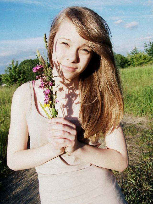 turururururururur . ; 33