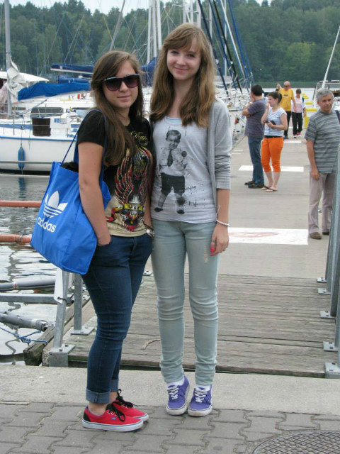 Z siostr. ; *