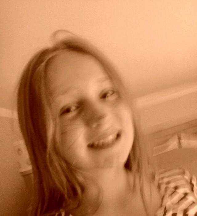 I like to laugh for no reason 