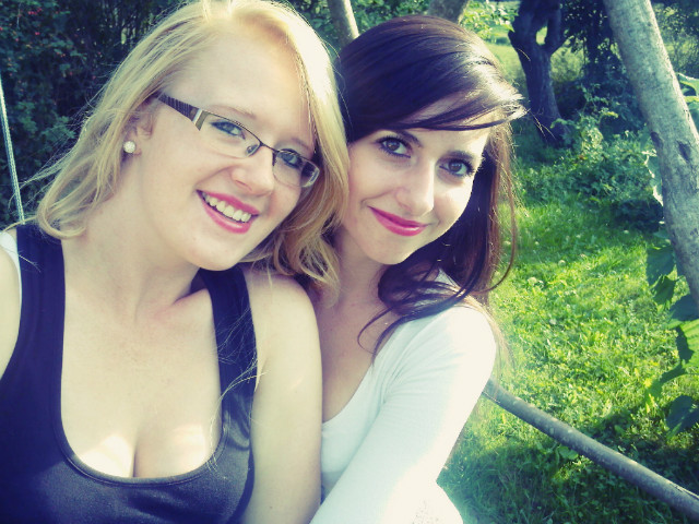 Kocham ;***