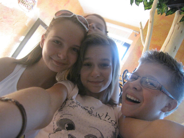Haha ... Kc . ;***