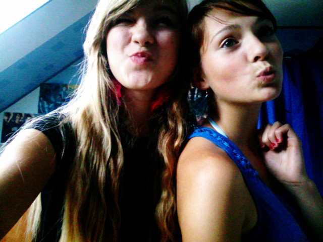 mhhmh;*