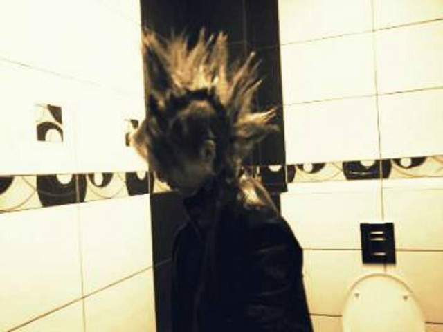 W KIBLU SE FOTE JEBLAM :3 