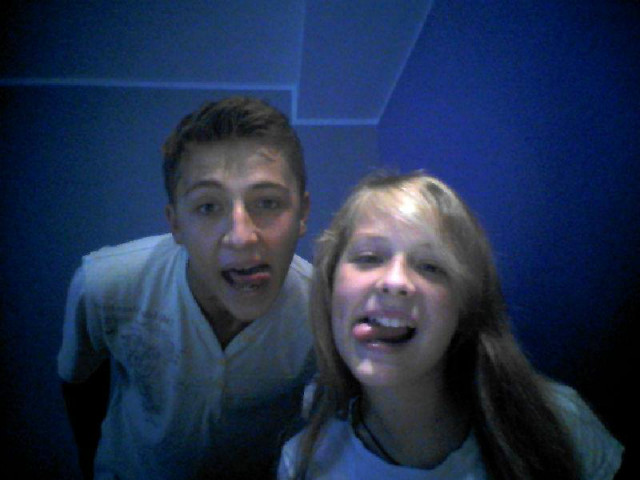 Z siostr ;3