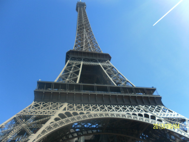 PARIS 
