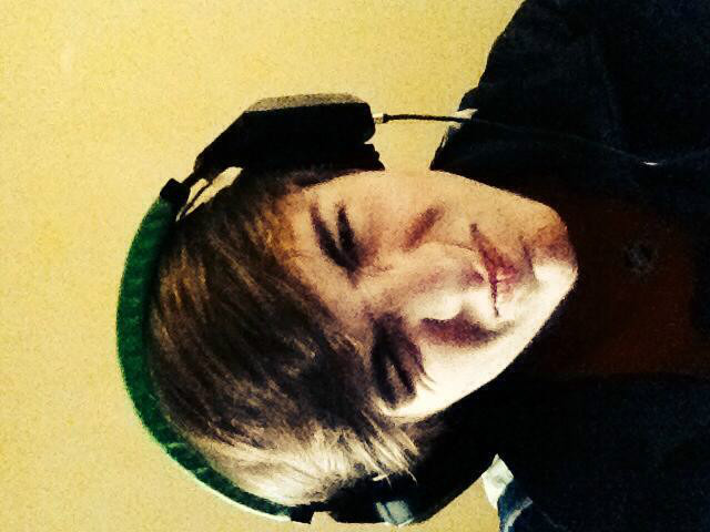 Cze YouCanTrustMe, tu Freaky.