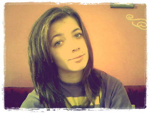 SMILEE.. :)