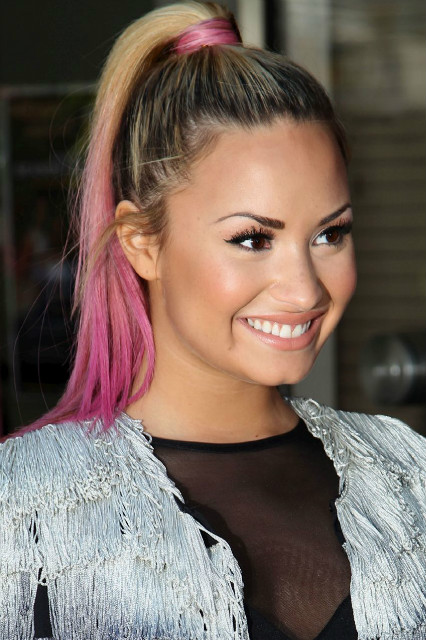 she's got that brilliant SMILE.