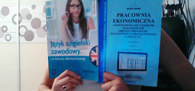 pewna mier.