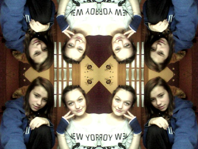 moe by ;*