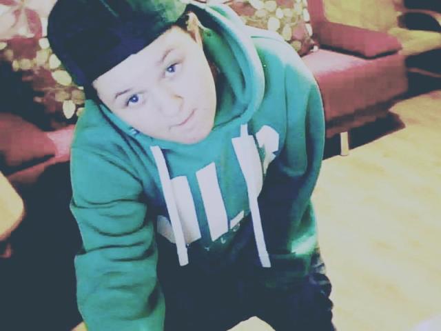 yo :)